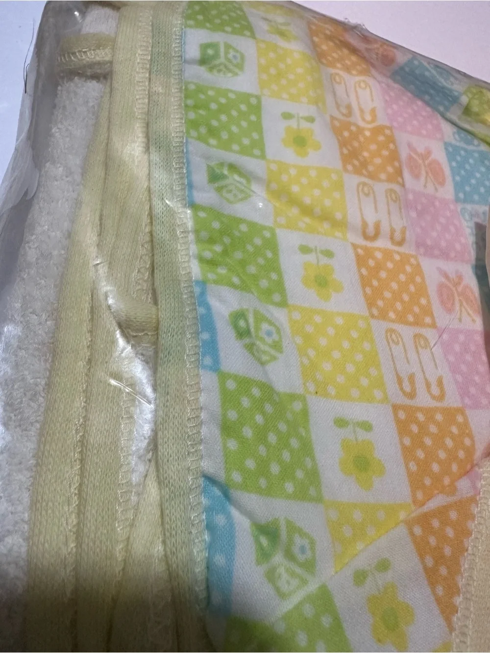 Vintage Riegel Teddy Time Hooded Bath Towel Baby Bright Pastel Checkered